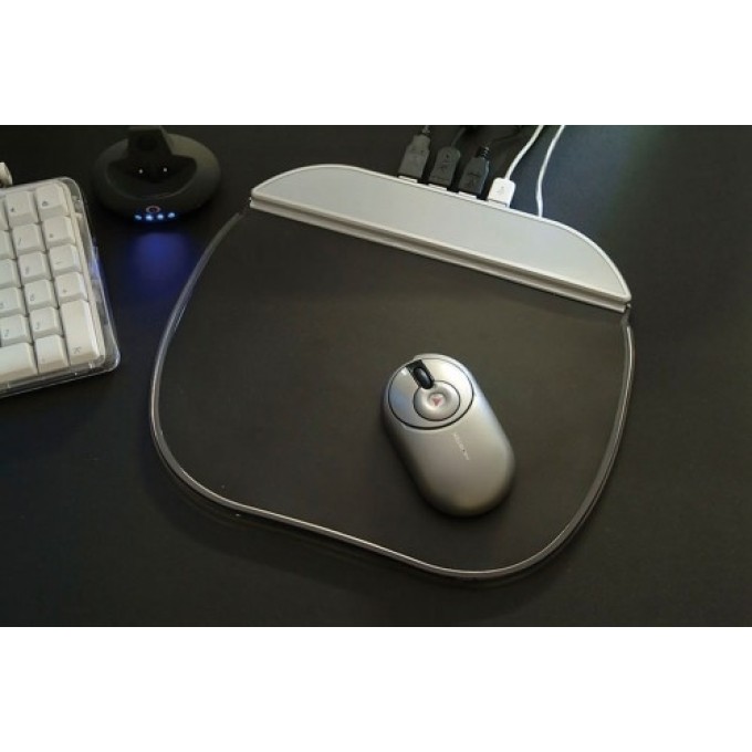 Mouse Pad cu Hub USB si iluminare